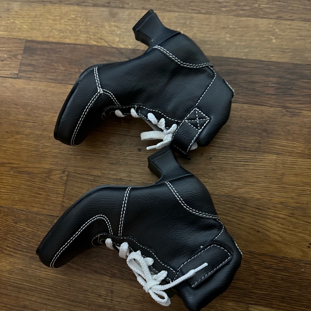 Soda tennis shoe high heel boots girls size 12 nwot